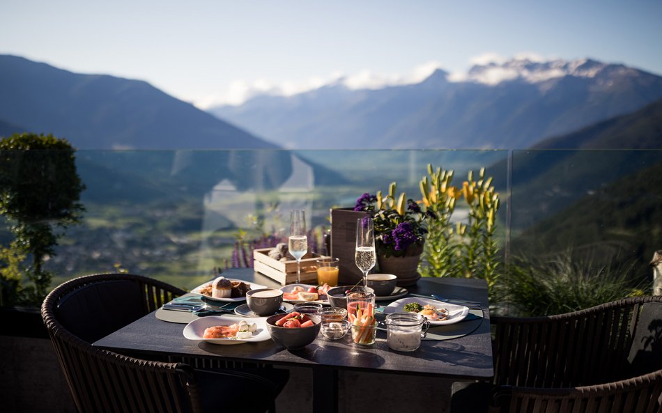 Frühstück auf der Terrasse