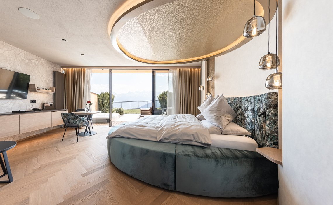 Panoramic Spa Suite