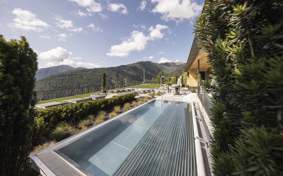 Outdoor Whirlpool