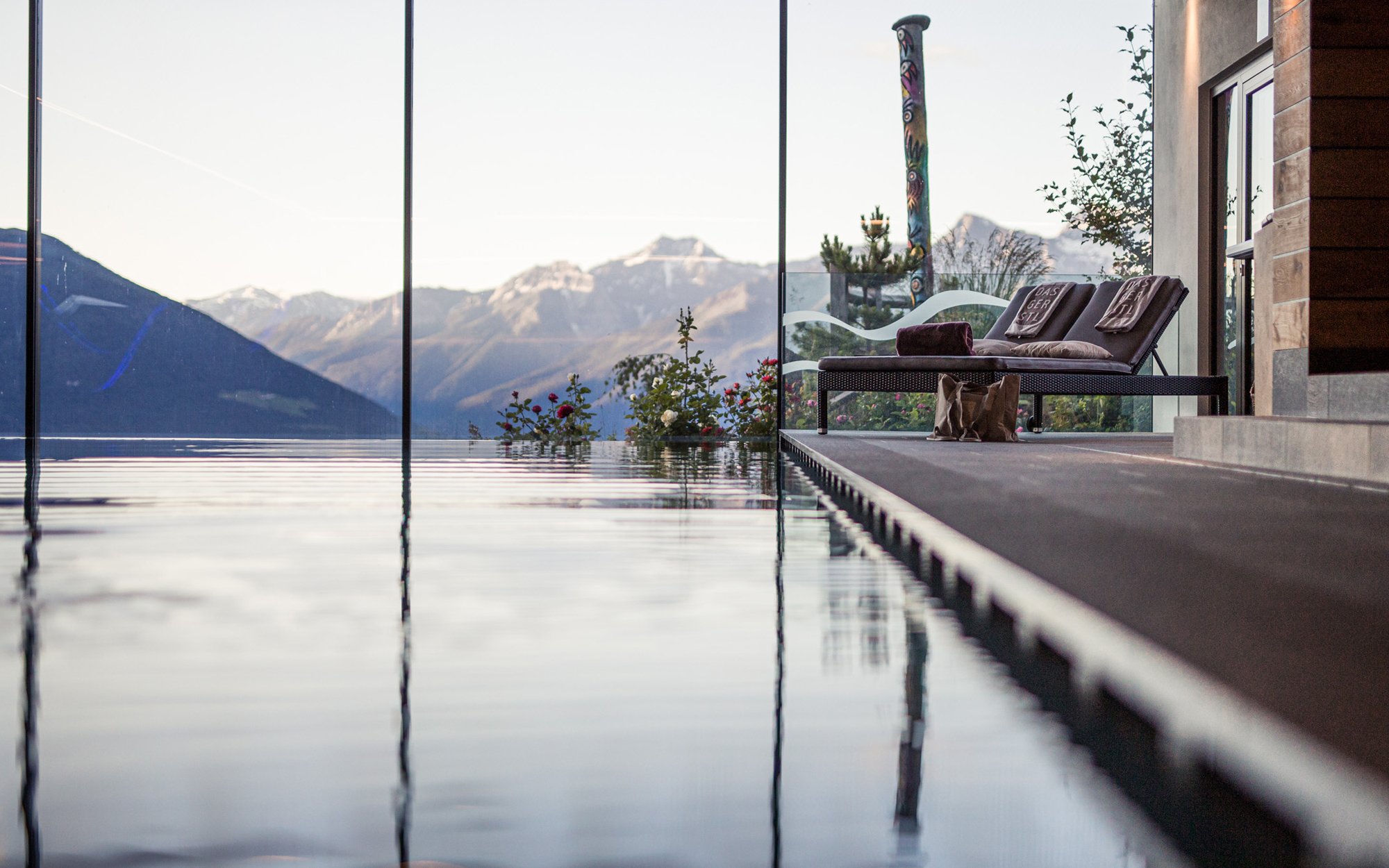 Indoor Infinity Pool